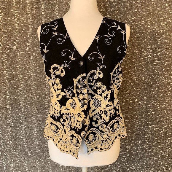 Casual Corner Jackets & Blazers - Vintage Casual Corner Floral Embroidered Vest Boho Cottagecore Women's M